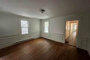42 Florence St, Springfield, MA 01105 - Photo 5