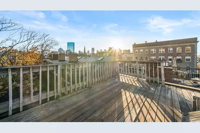 102 Revere St, Boston, MA 02114 - Photo 29