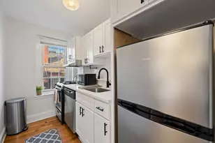 102 Revere St, Boston, MA 02114 - Photo 13