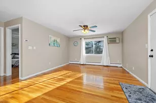 33 Jacqueline Rd, Waltham, MA 02452 - Photo 11