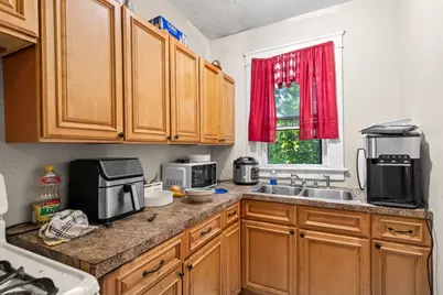 23 Richter, Providence, RI 02908 - Photo 17