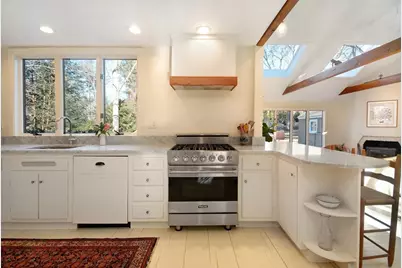 90 Barretts Mill Rd, Concord, MA 01742 - Photo 9