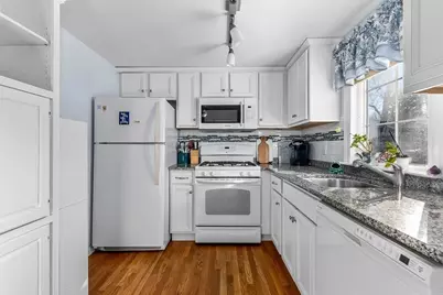 21 Spinning Brook Rd, Yarmouth, MA 02664 - Photo 11