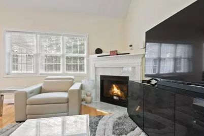 10 Dickens Lane, Tyngsborough, MA 01879 - Photo 9