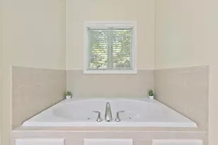 10 Dickens Ln, Tyngsborough, MA 01879 - Photo 19