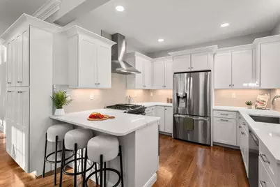 36 Middlesex St #36, Winchester, MA 01890 - Photo 3