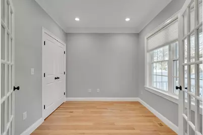 126 Dale St, Waltham, MA 02451 - Photo 17