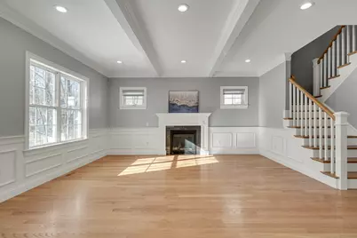 126 Dale St, Waltham, MA 02451 - Photo 5