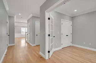 126 Dale St, Waltham, MA 02451 - Photo 3