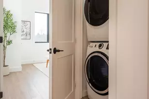 1060 Main St, Millis, MA 02054 - Photo 15