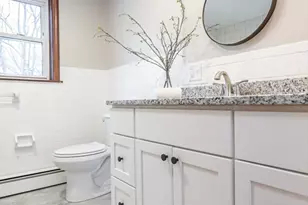 64 Katharine St, New Bedford, MA 02744 - Photo 17