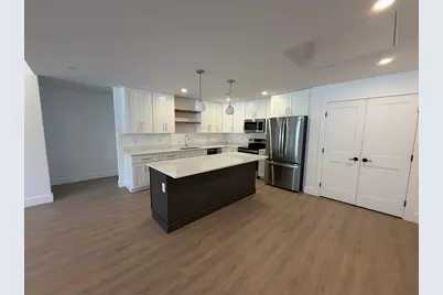 1060 Main St #305, Millis, MA 02054 - Photo 5