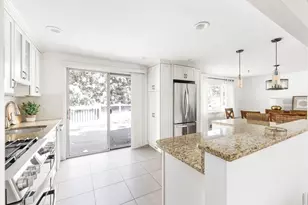 44 Agnes Dr, Framingham, MA 01701 - Photo 7