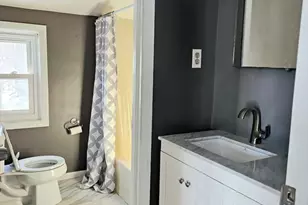 23 Nightingale Cir, Randolph, MA 02368 - Photo 9