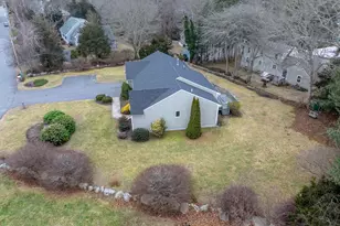 21 Hitching Post Rd, Mattapoisett, MA 02739 - Photo 3