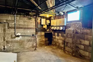 21 Bloomfield St, Springfield, MA 01108 - Photo 27