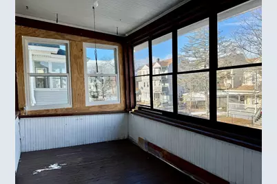 21 Bloomfield St, Springfield, MA 01108 - Photo 29