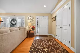 263 Plain St, Rehoboth, MA 02769 - Photo 15