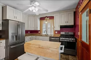 61 School St, Auburn, MA 01501 - Photo 15