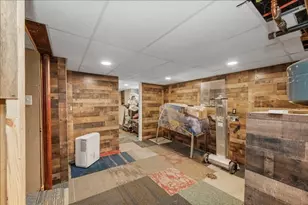 61 School St, Auburn, MA 01501 - Photo 35