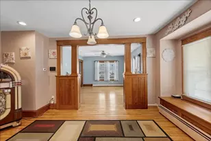 61 School St, Auburn, MA 01501 - Photo 9