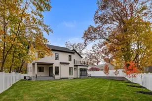 16 Dorcar Rd, Newton, MA 02467 - Photo 3