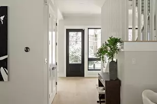 16 Dorcar Rd, Newton, MA 02467 - Photo 9