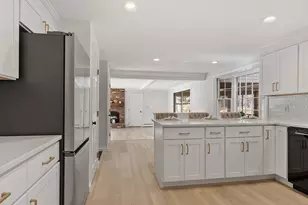 16 Minehan Ln, Marlborough, MA 01752 - Photo 9