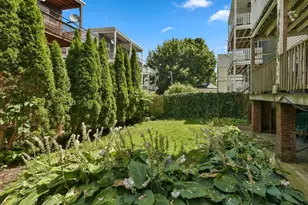 19 Howes St, Boston, MA 02125 - Photo 21