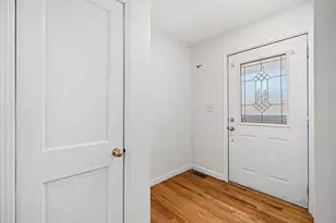 22 Park St, Westborough, MA 01581 - Photo 3