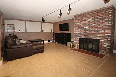 348 Lynn Fells Parkway, Saugus, MA 01906 - Photo 25