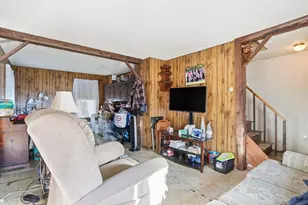 5 Russell Ave, Ashburnham, MA 01430 - Photo 5