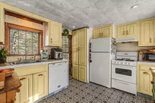 561 Circuit St, Hanover, MA 02339 - Photo 13