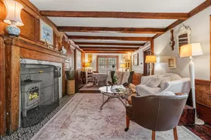 561 Circuit St, Hanover, MA 02339 - Photo 5