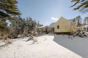 561 Circuit St, Hanover, MA 02339 - Photo 31