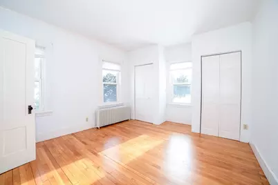 11 Holden, Worcester, MA 01605 - Photo 9