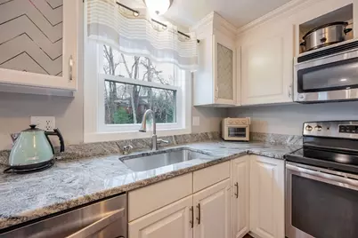 345 Richardson Ave, Attleboro, MA 02703 - Photo 9