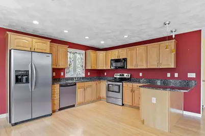 5 Hoover #2, Beverly, MA 01915 - Photo 1