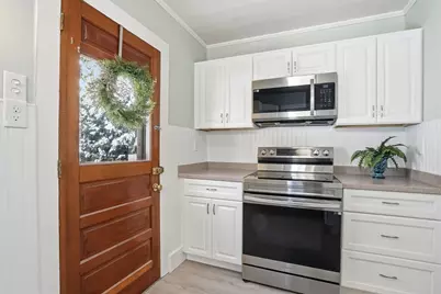 54 Bourne St, Palmer, MA 01080 - Photo 7