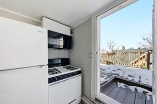 24 Park Ave, Malden, MA 02148 - Photo 5