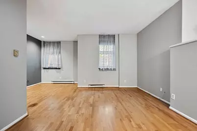 350 W 4th St #103, Boston, MA 02127 - Photo 9