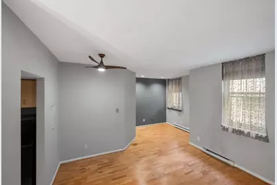 350 W 4th St #103, Boston, MA 02127 - Photo 9