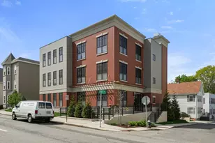 8 Leverett St, Brookline, MA 02445 - Photo 33