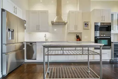 100 Captains Row #301, Chelsea, MA 02150 - Photo 5