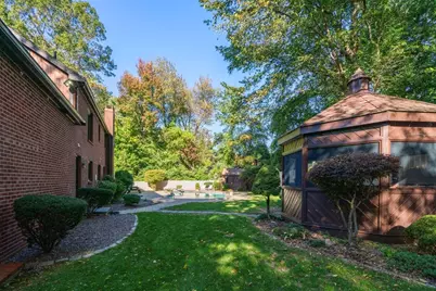 22 Elm St, Canton, MA 02021 - Photo 29