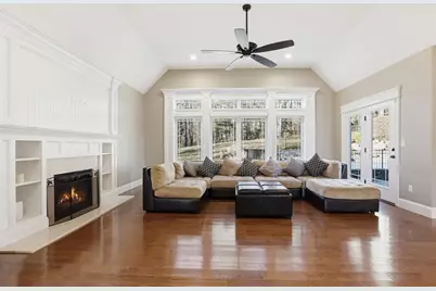 71 Regency Place, North Andover, MA 01845 - Photo 5