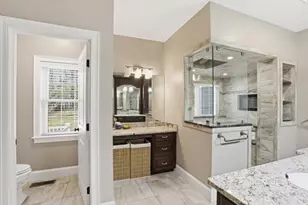 71 Regency Pl, North Andover, MA 01845 - Photo 15