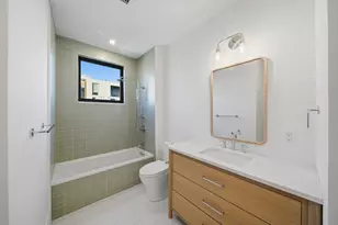 545 E 2nd St, Boston, MA 02127 - Photo 13