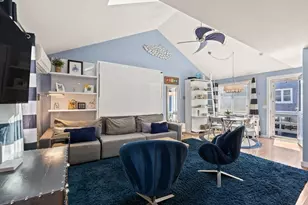 147 Commercial St, Provincetown, MA 02657 - Photo 11