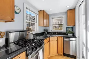 49 Bradford St, Provincetown, MA 02657 - Photo 9